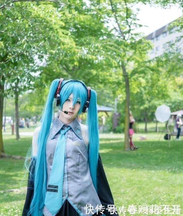 晒伤|日本宅男COS初音被严重晒伤,去年的教训只记得一半的下场