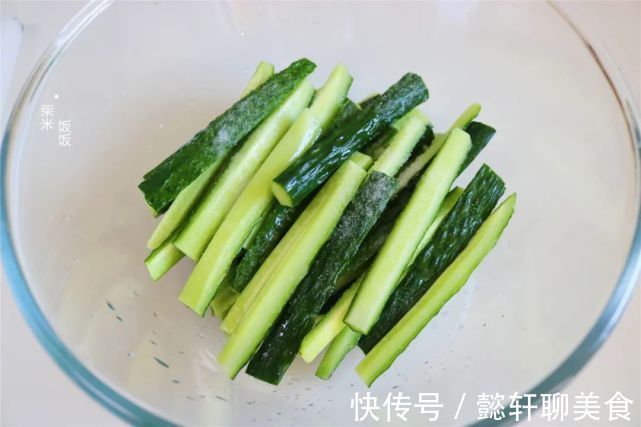 调味料|做酱黄瓜，别忘了这3种调味料，参照我的做法，又香又脆