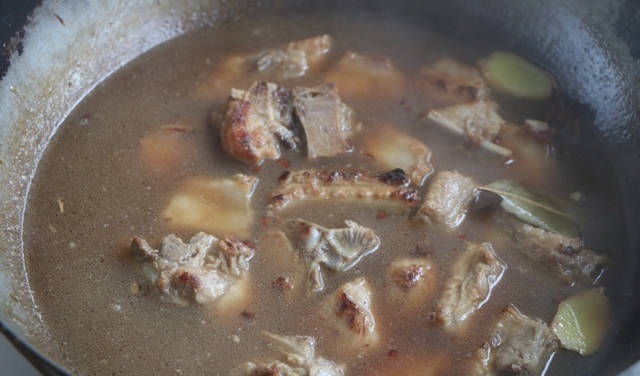 除夕待客，这道硬菜少不了，好吃上档次，上桌几分钟被抢光