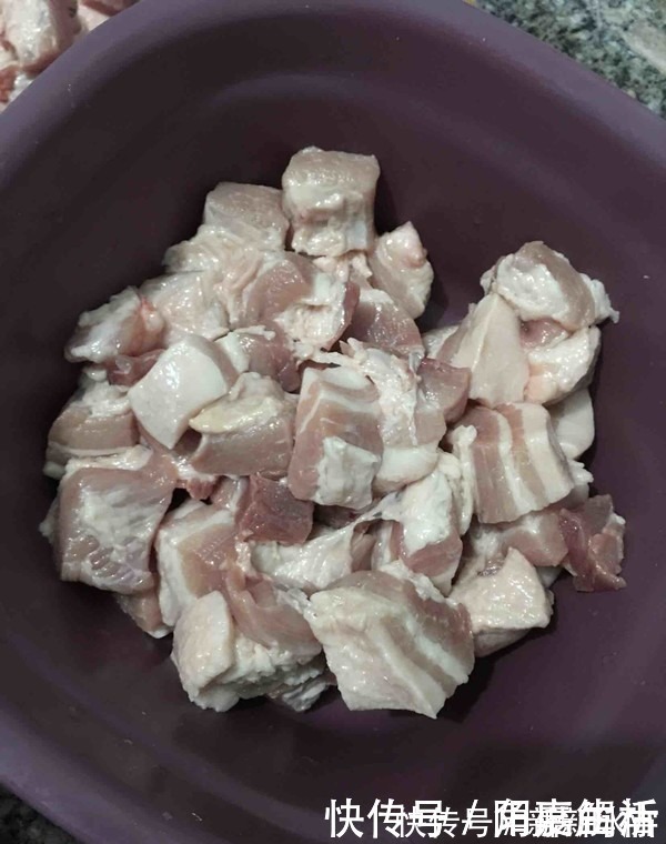 鲜嫩|大厨不小心说漏了嘴不管做什么肉,只要放勺它,鲜嫩美味不粘锅