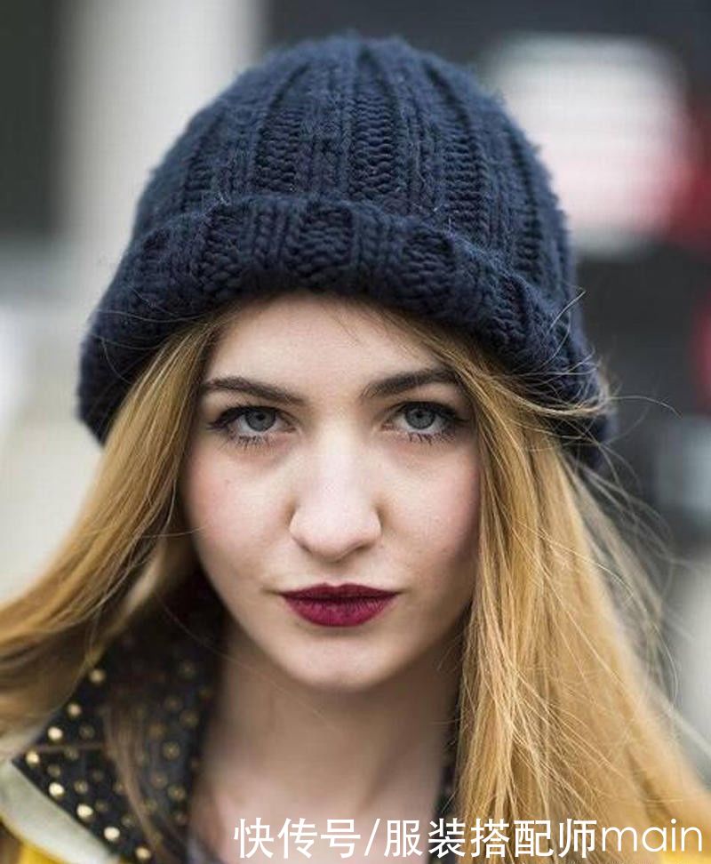 各种脸型挑选帽子攻略：大饼脸方块脸通通解决！戴对帽子还能瘦脸