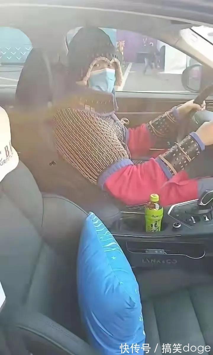 |搞笑合集:我一定是穷疯了,看啥都感觉像钱,还有救吗