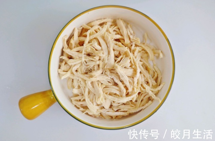 陈醋|让人胃口大开的凉拌菜,香辣红油鸡丝,色泽红亮,好吃不长胖