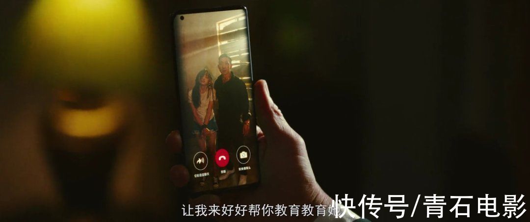 边抽烟边加油、豆瓣掉到仅剩3分，陈小春新片怎么又刷低下限了？