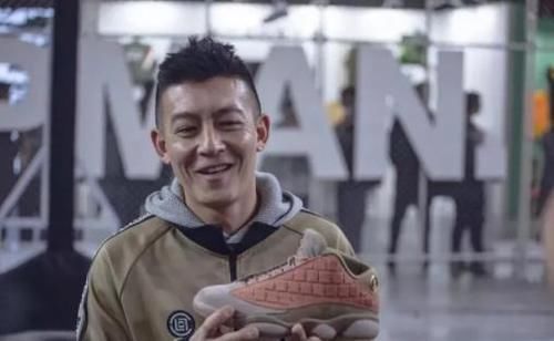 我就想买双中国风的球鞋而已，但Nike！他明显在和我的钱包过不去