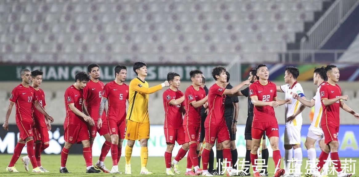 艾克森|绝杀不贪功!赛后武磊低调我们太不容易了,最后进球我没碰到!