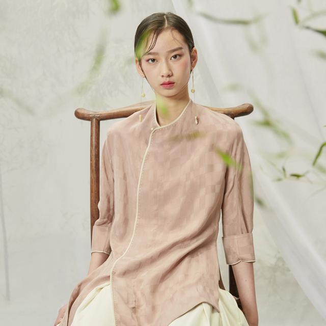 真丝 改良中式服装穿出你不一样的气质