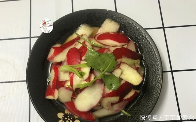 周末晚餐，4口人6道菜，中西合璧，丰富又美味，朋友会做饭真好