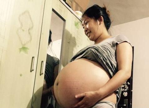 孕照|“别晒了,太辣眼!”孕妈朋友圈大胆晒孕照,亲友斥责:不知羞耻