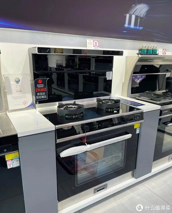 奥田zkm5集成灶|买蒸烤一体集成灶,还是单独买蒸箱+烤箱?油烟机+燃气灶?