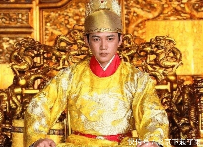 康熙皇帝|同样都是皇帝，康熙皇帝为什么要在明孝陵给明太祖朱元璋三拜九叩？