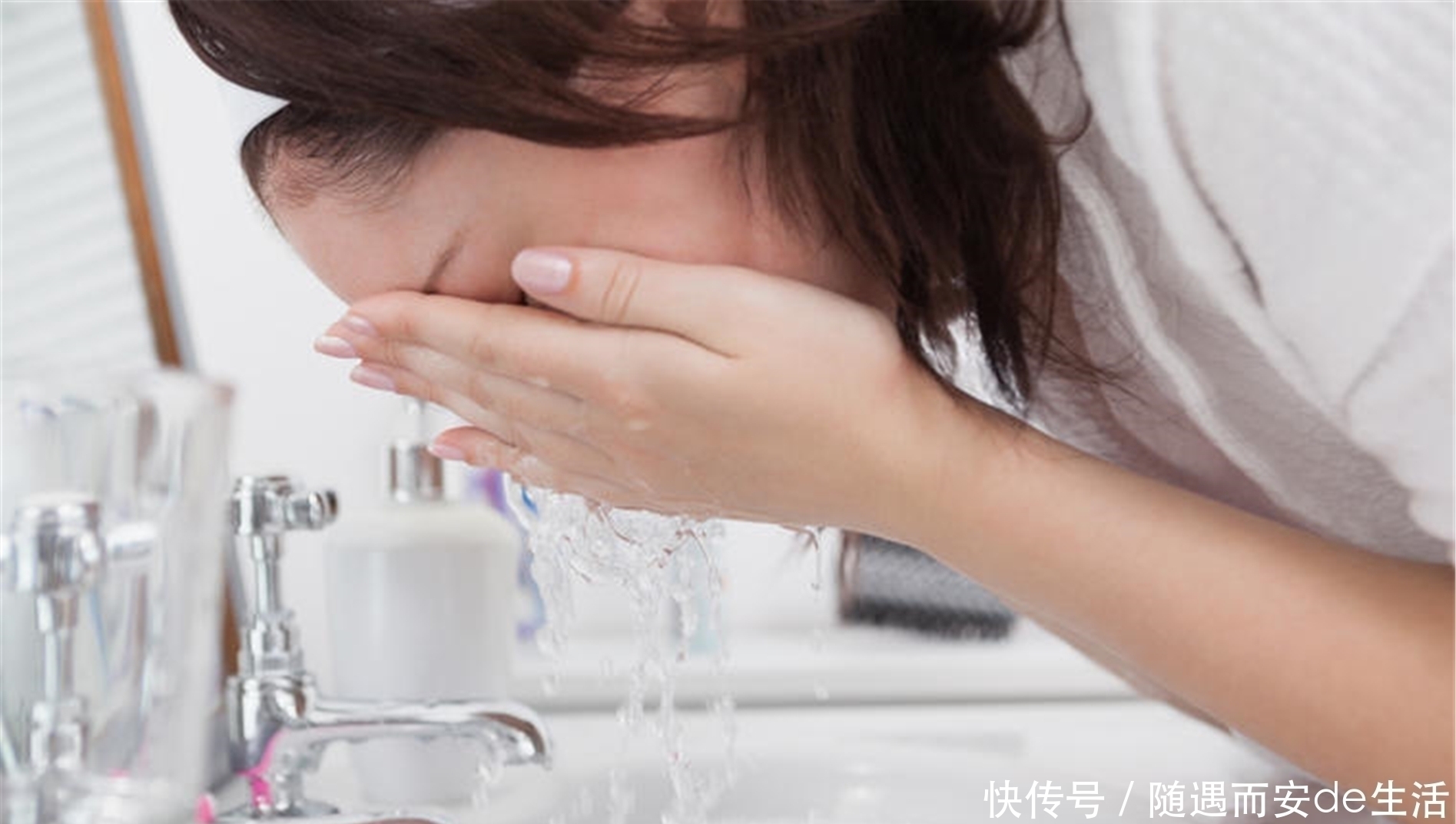 雀斑|为什么有些人“越长越好看”,常做四件事,不用成天跑美容院