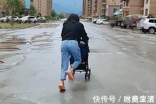 孩子|孩子奶奶已成为过去式,小姨们成为带娃主力军,过程不失亲情