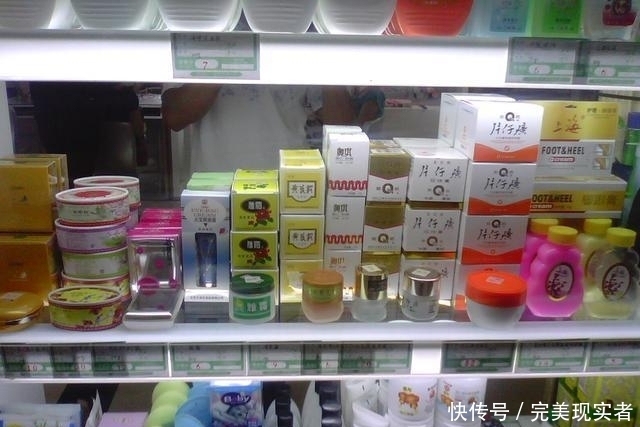 9成女人用来搽手，聪明人却拿来抹脸！坚持数周，皮肤白白嫩滑哦