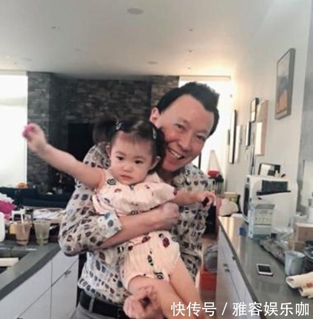 秦舒培|陈冠希在香港别墅曝光，修建了多个车库，奢侈品随处可见