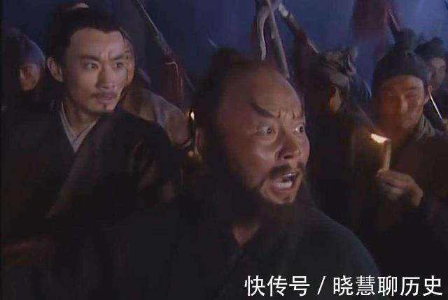 荡寇志&黑旋风李逵的结局:手筋脚筋被挑断,被掐住脖子如同野猪任人宰割