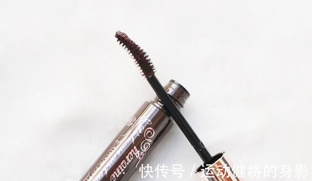 女孩|因为金靖，我对单眼皮女孩上头了