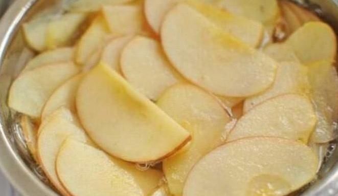 萝卜|苹果好吃却不可以乱吃,吃苹果有一大禁忌,还很多人不清楚!