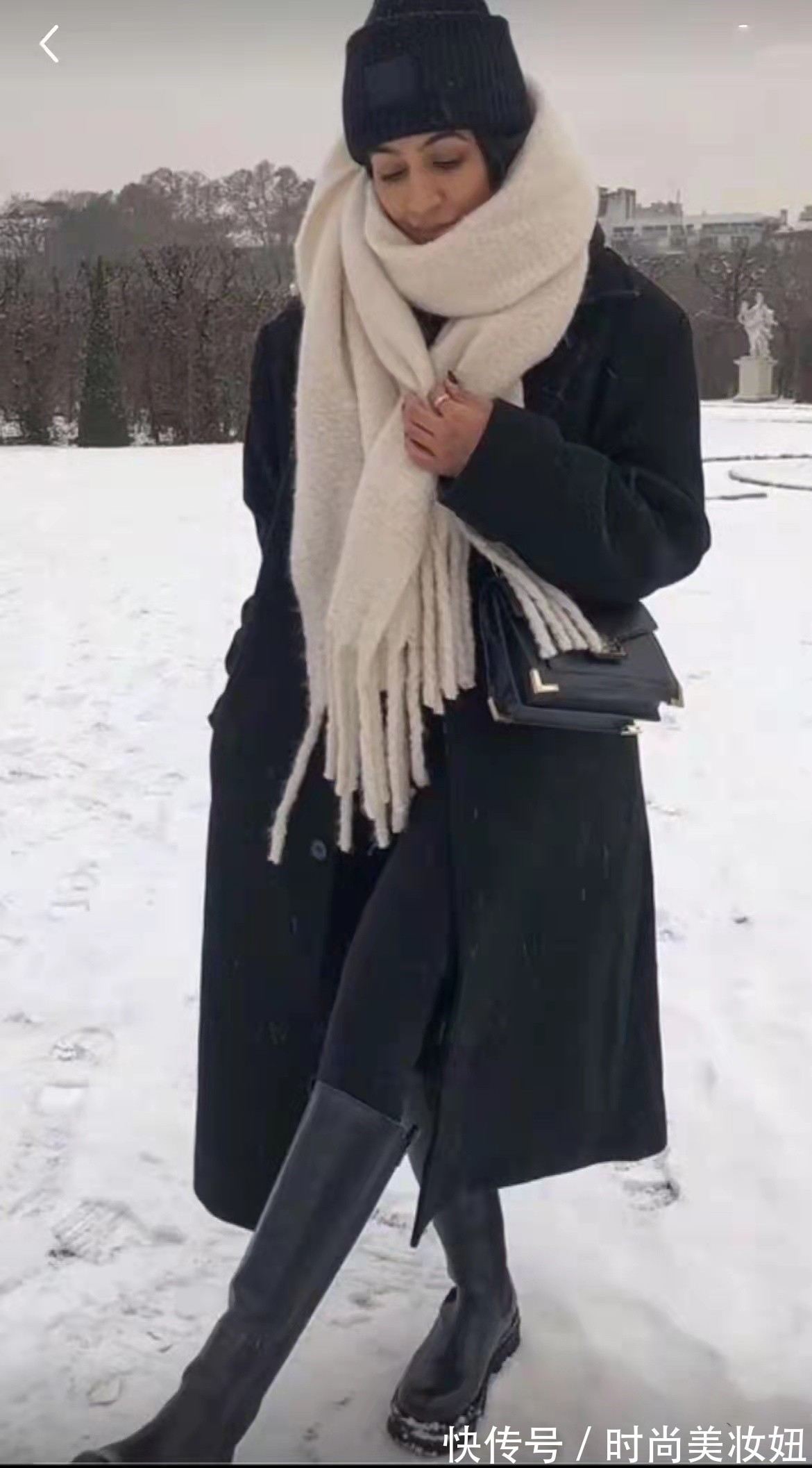 博主|终于找到适合雪地里的大衣穿搭,保暖时髦不说,还超显瘦