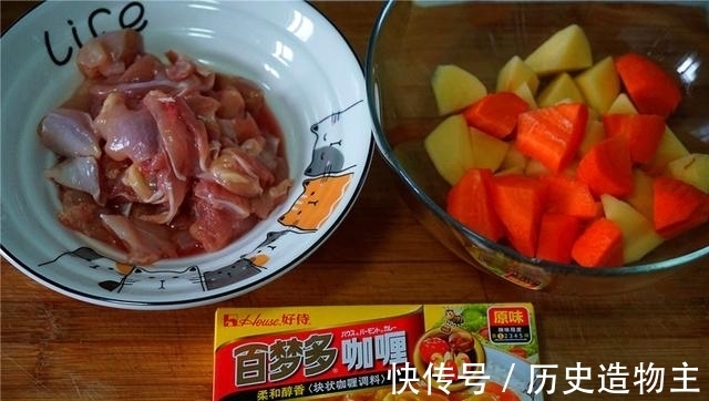 口感|一家三口的咖喱菜,咖喱块放多少口感最佳?这道食谱最实用诠释