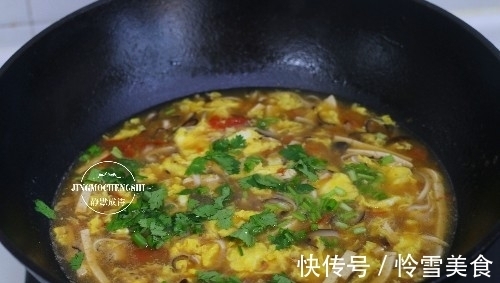 秋冬|十分钟快手汤,酸爽可口,营养美味,秋冬驱寒保暖必备