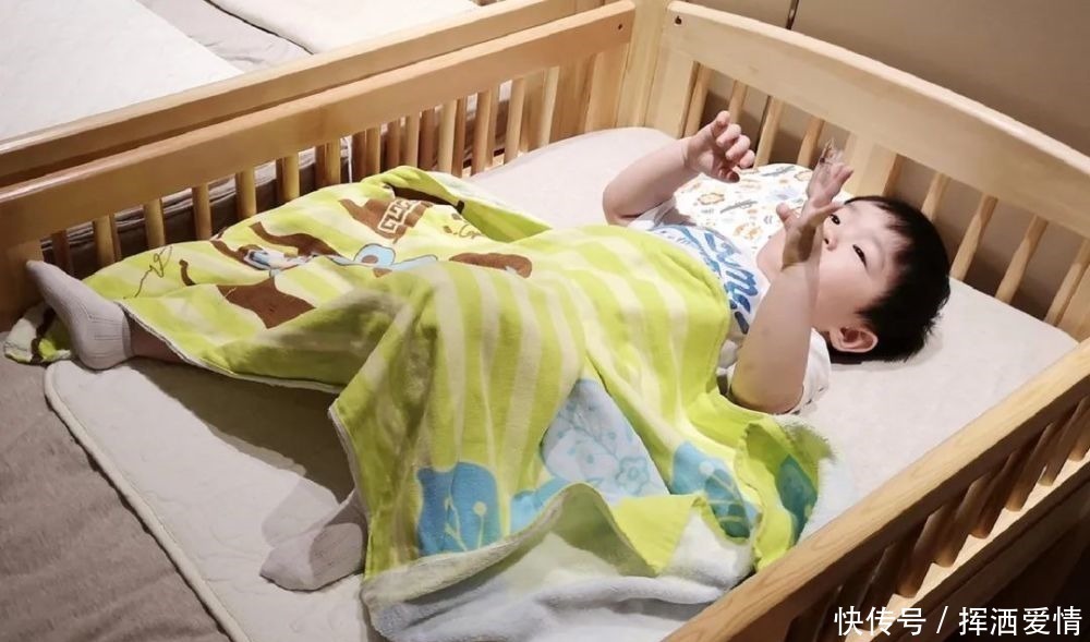 用品|4种“保暖用品”被列入黑名单,别给宝宝用,安全隐患可不小