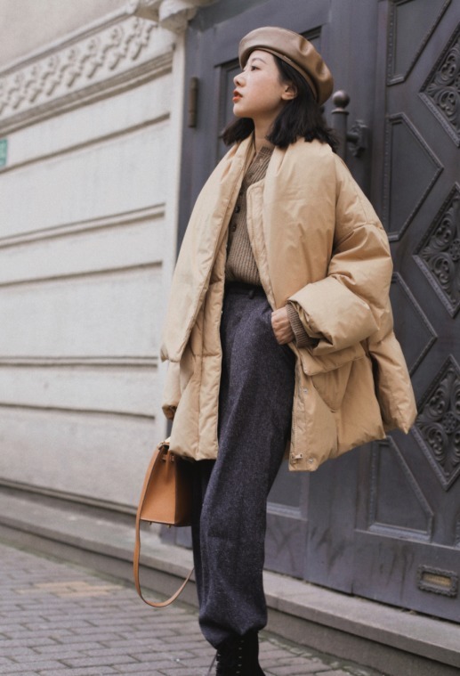棕色|真正衣品高的女人,羽绒服也能穿出高级感,看时髦精示范吧