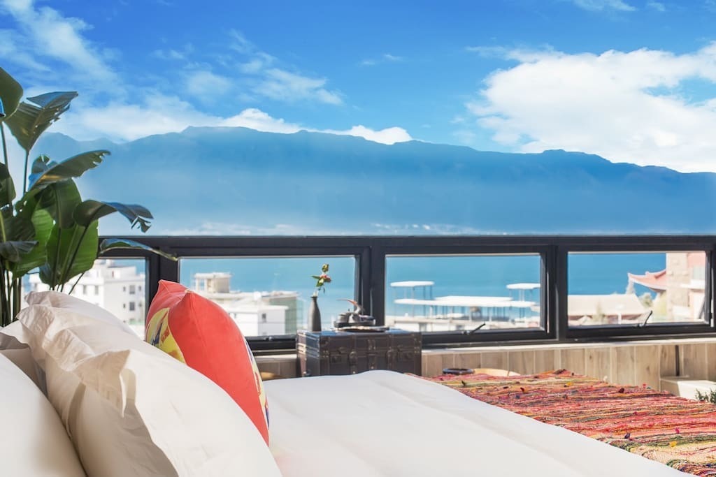 一周|躺在床上就能看到户外美景, 值得住一周