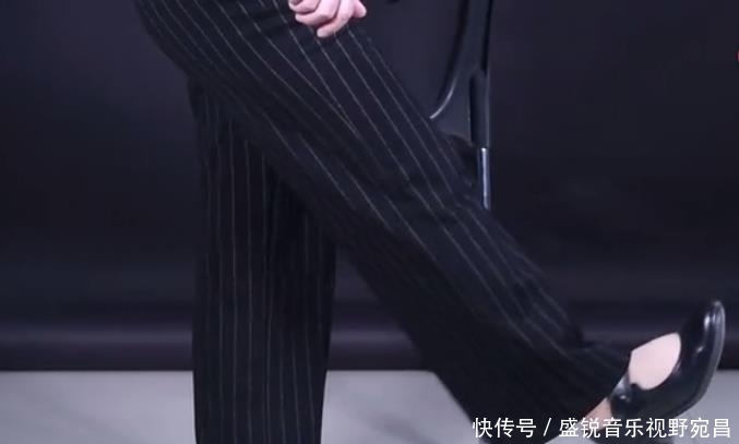 人老腿先老,一个小动作,打通6条经络,让腿和身体更强健!