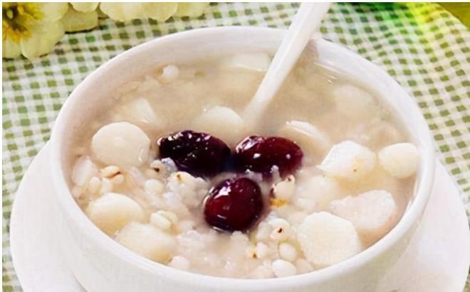 脾胃虚弱|脾胃虚弱有什么表现？中医师：常用于脾胃虚弱7种中药，建议收藏