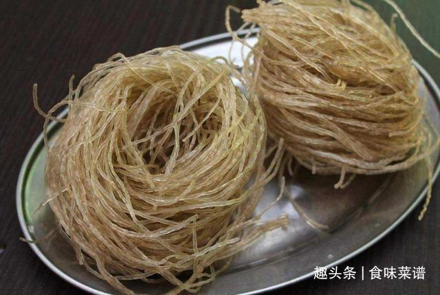 6元一斤的红薯粉条能买吗看商贩怎么说，为了家人，早知早放心