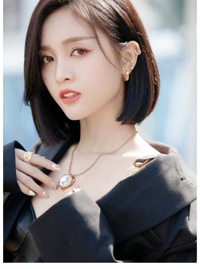 火辣|吴宣仪让生活好看第二季综艺美图,清凉火辣