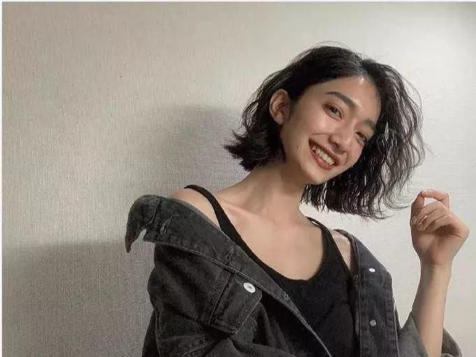 发量|原来卷发可以这么好看!时髦又显脸小,增加发量颜值暴增!