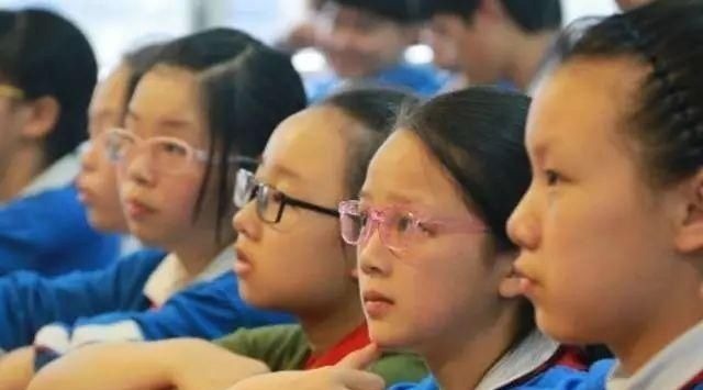 近视|从0岁开始防近视,别让你的小孩变成“眼镜仔”。