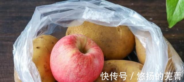 保存土豆的方法，原来这么简单，牢记三个小技巧，小半年都不发芽！