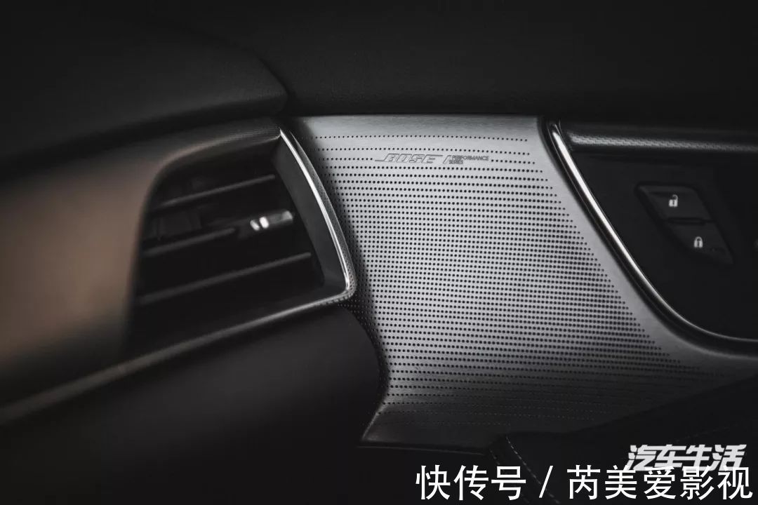 凯迪拉克#感受CT5的多样魅力,本周末春熙路上演现实版“冰与火之歌”