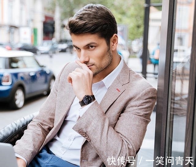 左手 男人切记要知道：左手“戴手表”的含义是什么？别再一问三不知