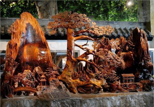 根雕|他花50万造根雕500罗汉,土豪欲100万买下却反悔,如今放仓库长毛