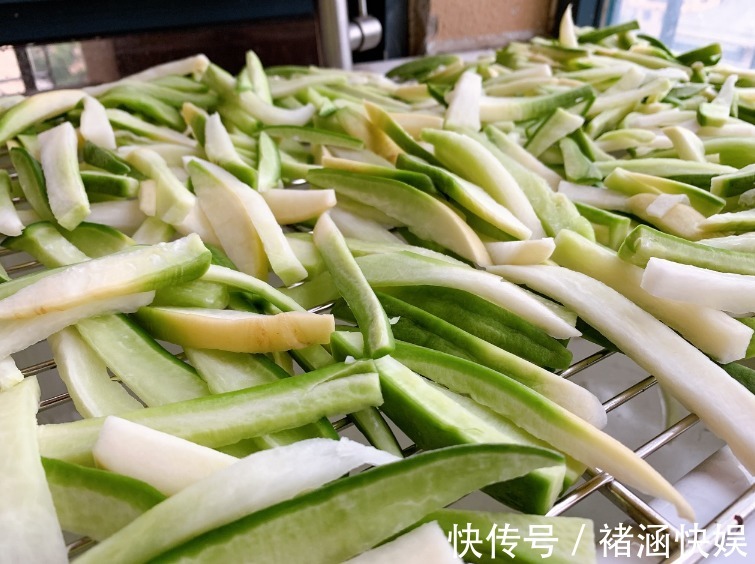 萝卜|萝卜干直接晒还是直接腌教你60年老方法，脆爽入味，1年不坏