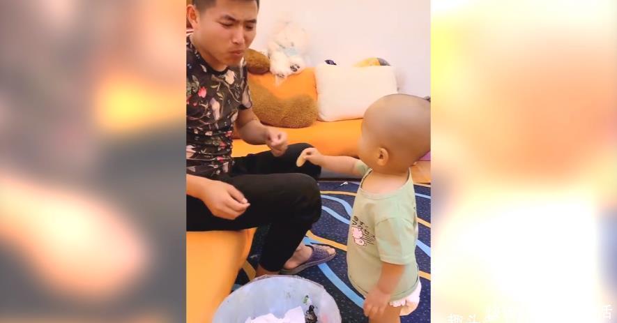 孩子|儿子去舅舅家第一天,舅妈就发视频过来了,网友肚皮都要笑翻了