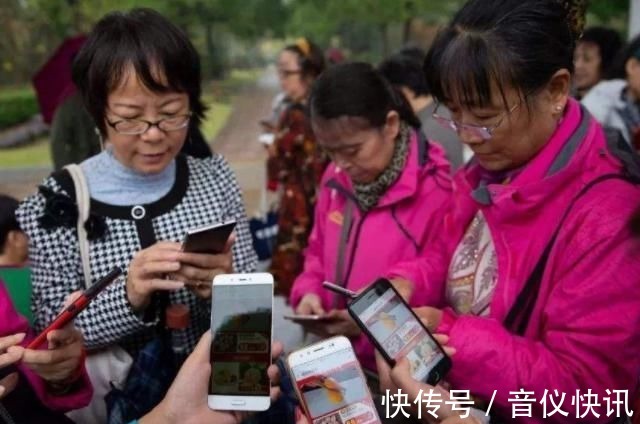 巨头|根本不怂！电商巨头纷纷加入“社区团购”，刘强东还亲自带队