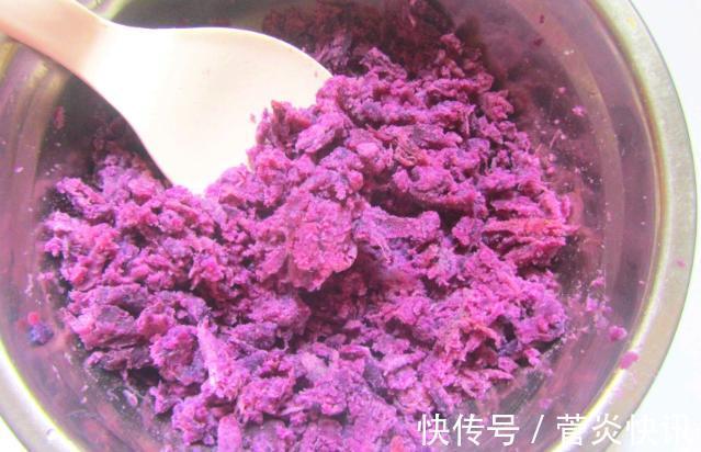 紫薯|此美味我隔三差五就做一次，两手一卷比包子香，每次蒸2锅不够吃