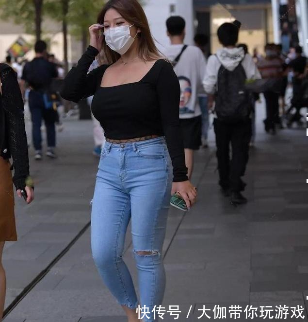 装扮 动人心扉的瑜伽裤装扮增添沉稳气质,百搭耐看又大方,时尚达人!