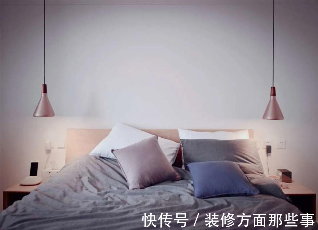 舒适|72平日式原木风二居室,电视墙看起来也很简洁大气