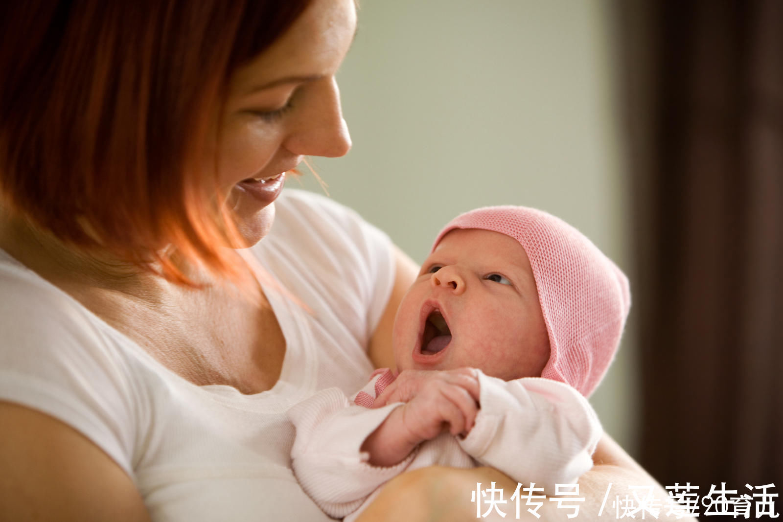 辅食|宝宝有这些反应,表示妈妈母乳很健康,不知道的来自测下