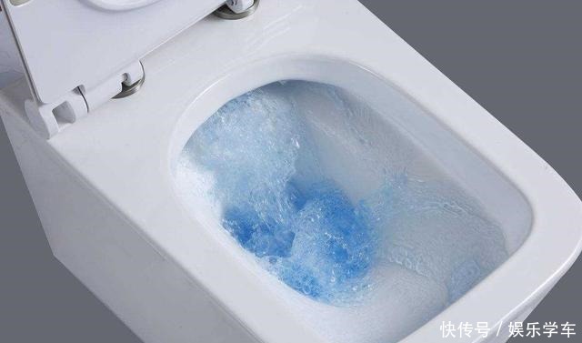 马桶刷得勤快还是容易脏,水箱加点“精”,马桶天天像新的!