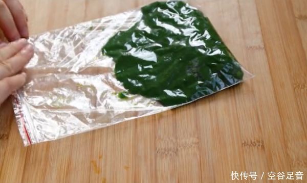 保存艾叶有诀窍,教你2招,放一年都不烂不变黑,像刚摘的一样新