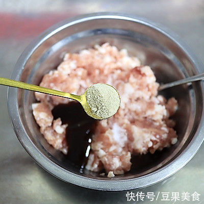 有了它干掉两碗饭不是事!超下饭的 冬瓜丸子汤