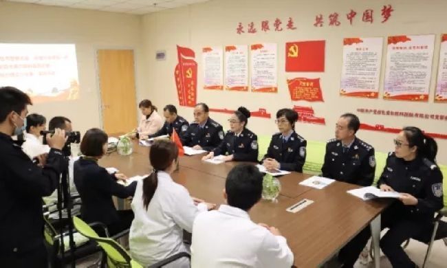 百色市警察协会与百色爱尔眼科举行警民共建及公安机关眼科医疗服务单位挂牌仪式|警民共建 | 公安机关