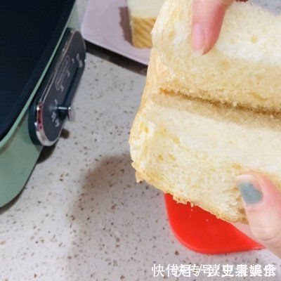 生菜|别再出去吃了,拔草厚蛋烧三明治自己做更好吃